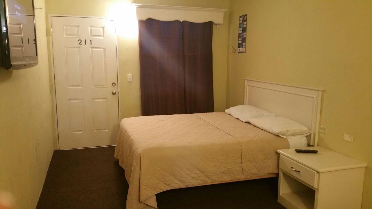 Hotel Estrella 马塔莫罗斯 外观 照片