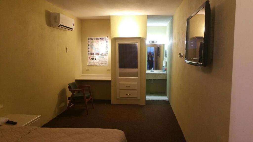 Hotel Estrella 马塔莫罗斯 外观 照片
